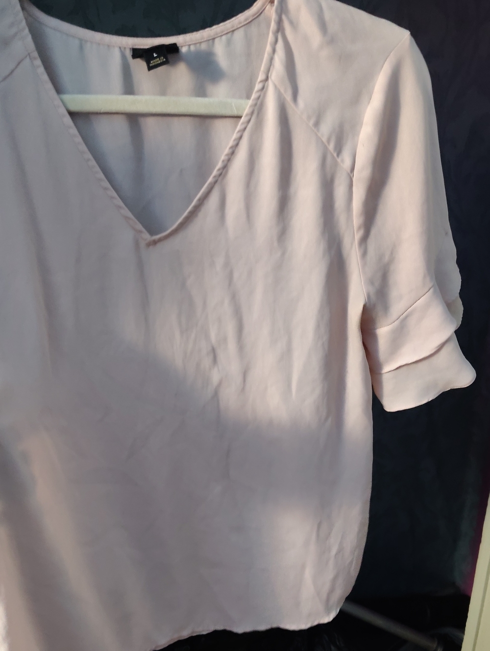 Worthington Pale Pink V-Neck Short Sleeve Blouse